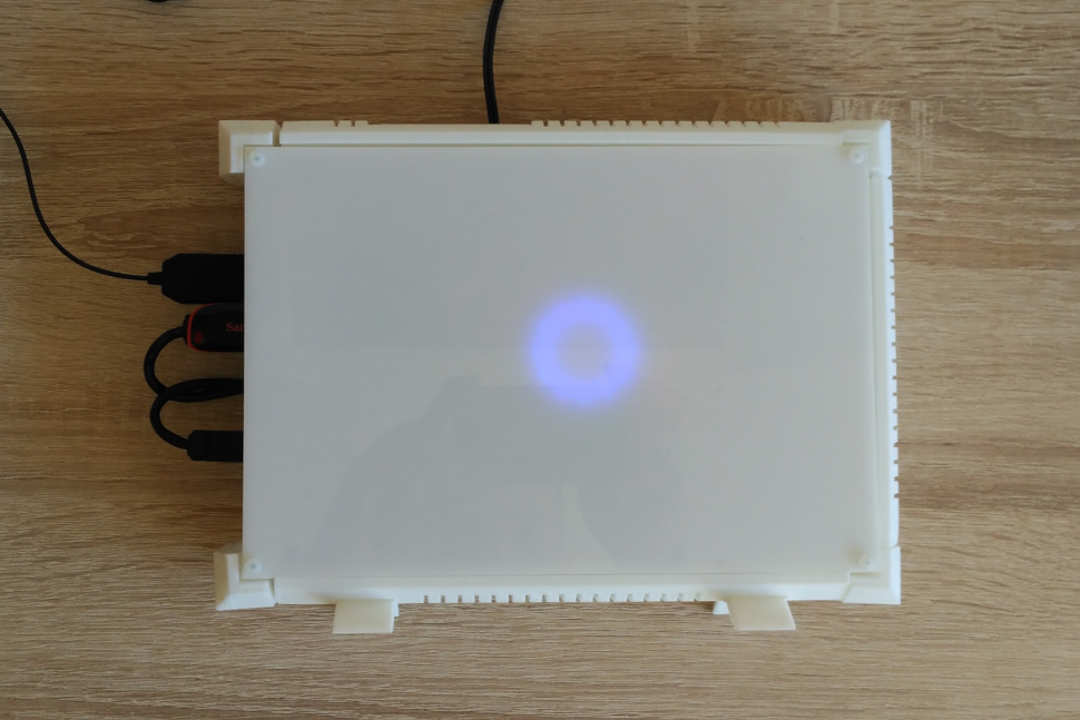 I.V.I. Core Luz de Estado NeoPixel